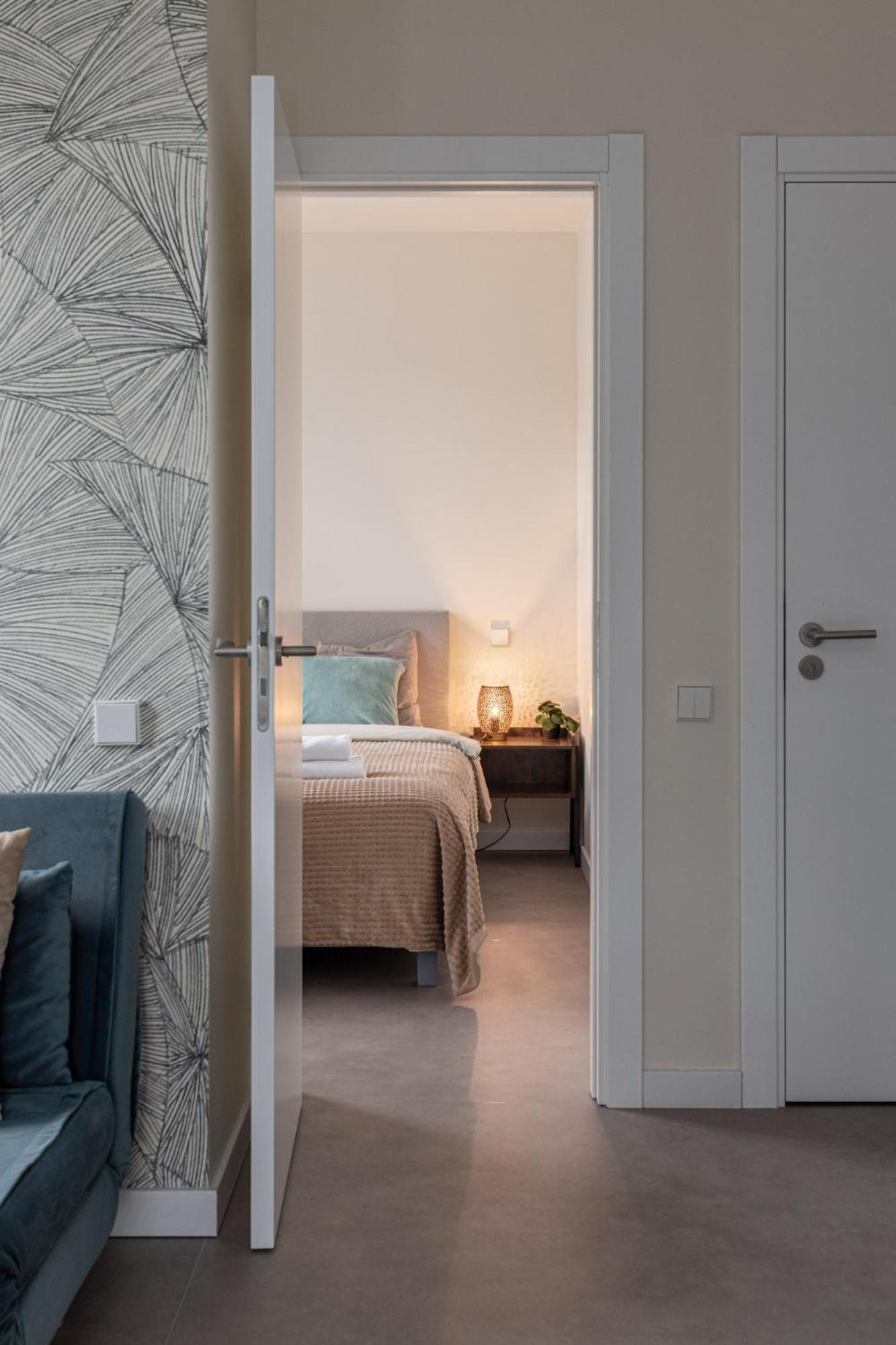 Kipsala Apartments With Free Parking Riga Exterior photo